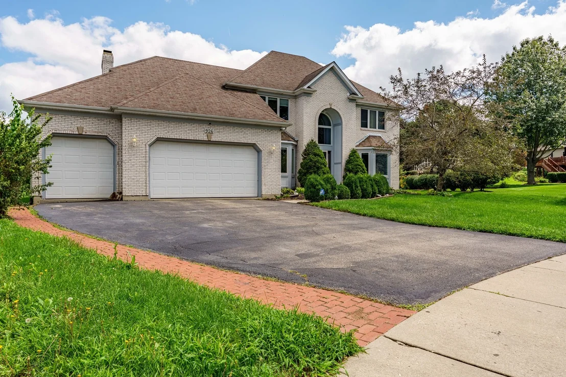 Photo of 926 Edgewood Drive