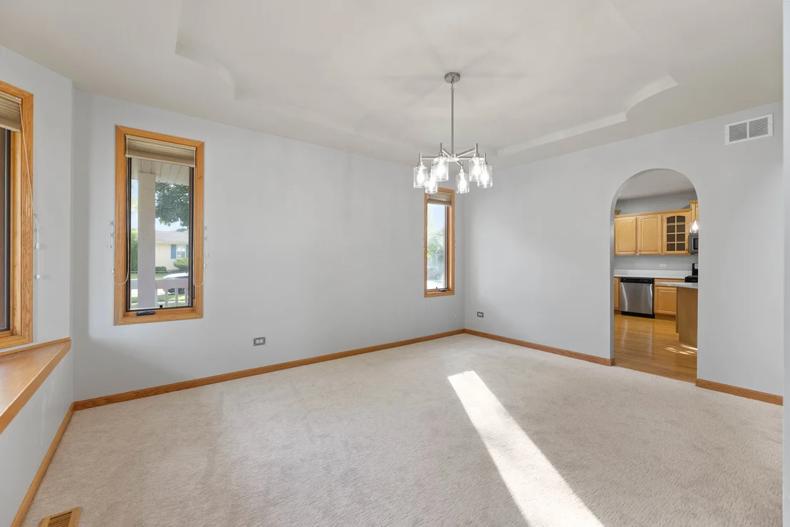 Photo of 10200 S Artesian Avenue