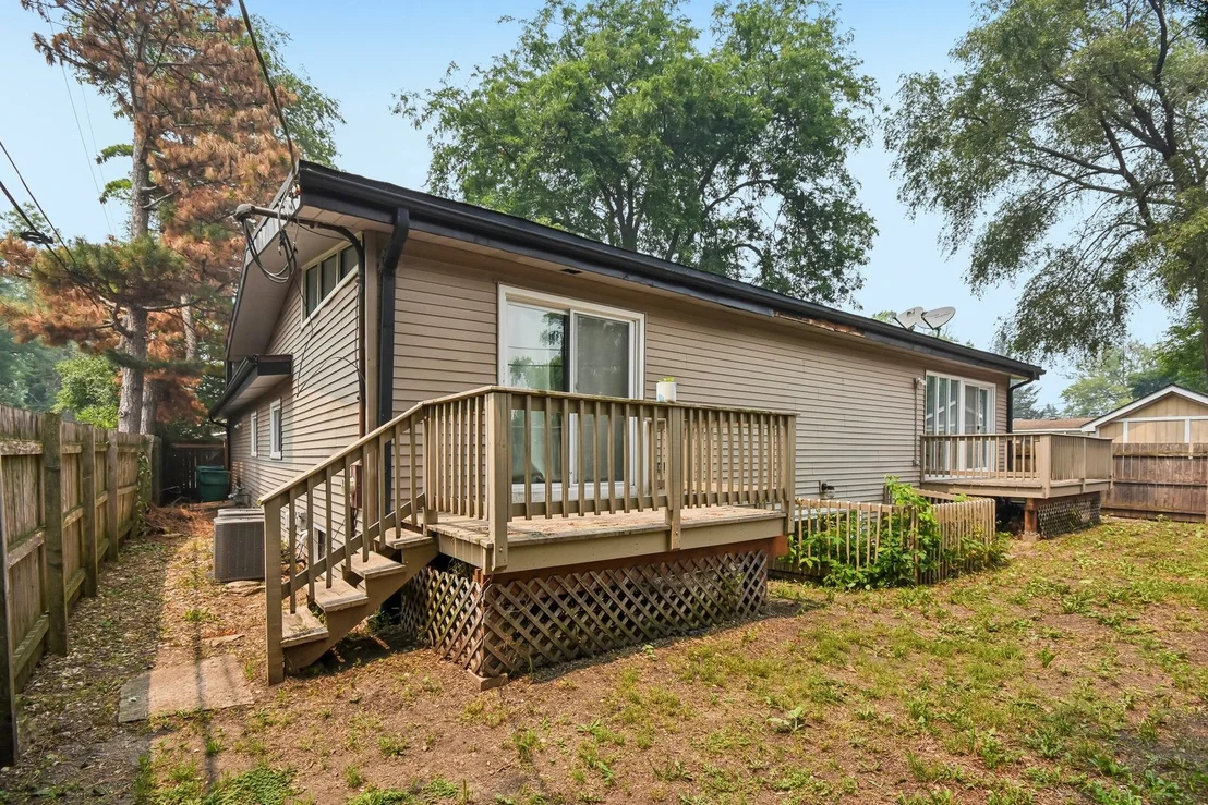 Photo of 385 ANNE Terrace