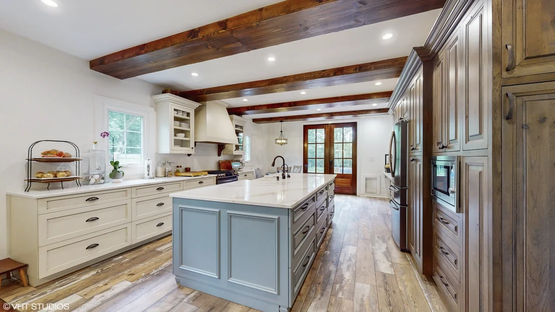 Photo of 2318 Vardon Lane