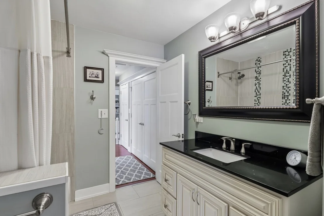 Photo of 2802 Hawk Lane