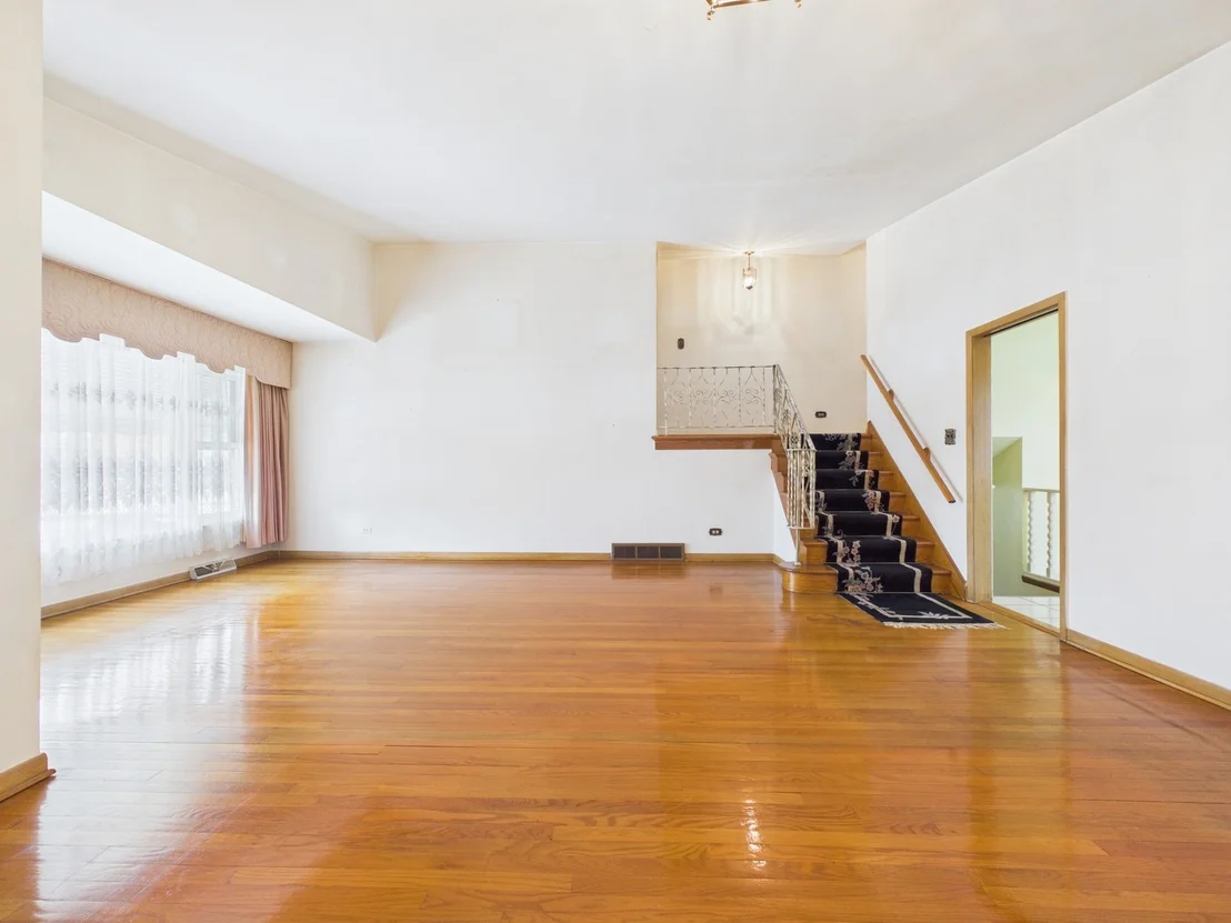 Photo of 9275 Clancy Drive
