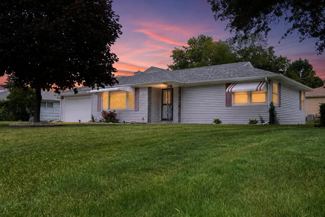 Photo of 1160 Westlawn Drive