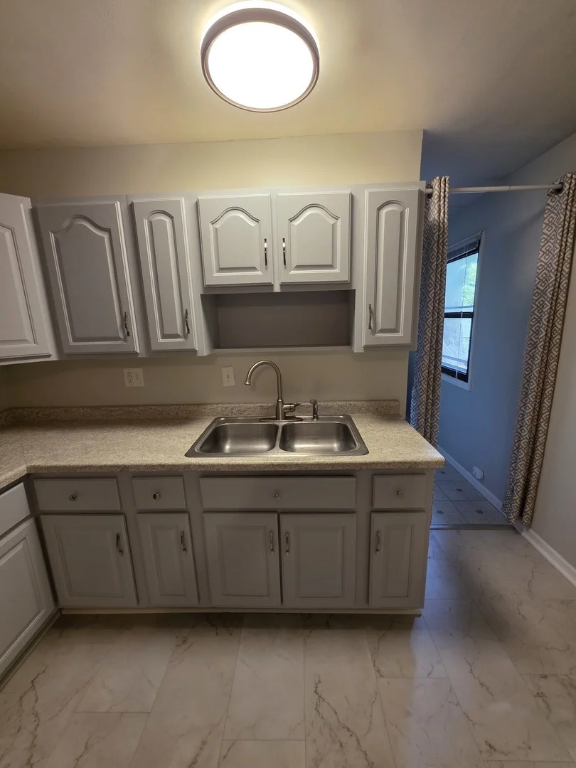 Photo of 2111 Lantern Hill Drive