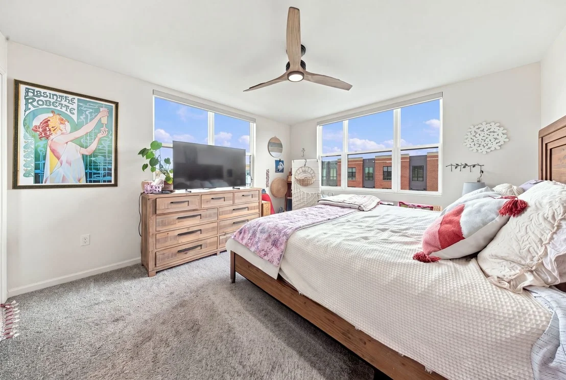 Photo of 2210 Venture Drive