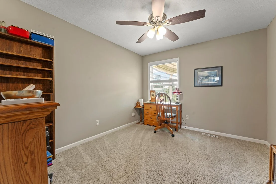 Photo of 701 Red Bud Drive