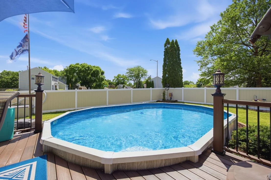 Photo of 702 Hickory Lane