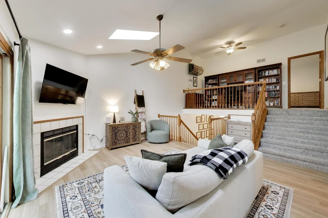 Photo of 919 Millcreek Circle