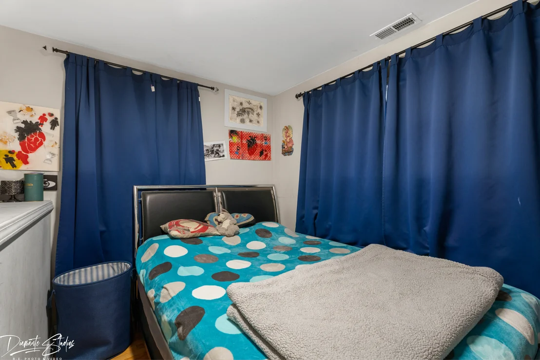 Photo of 9741 Lonnquist Drive