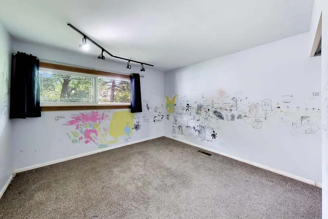 Photo of 115 Lockerbie Lane