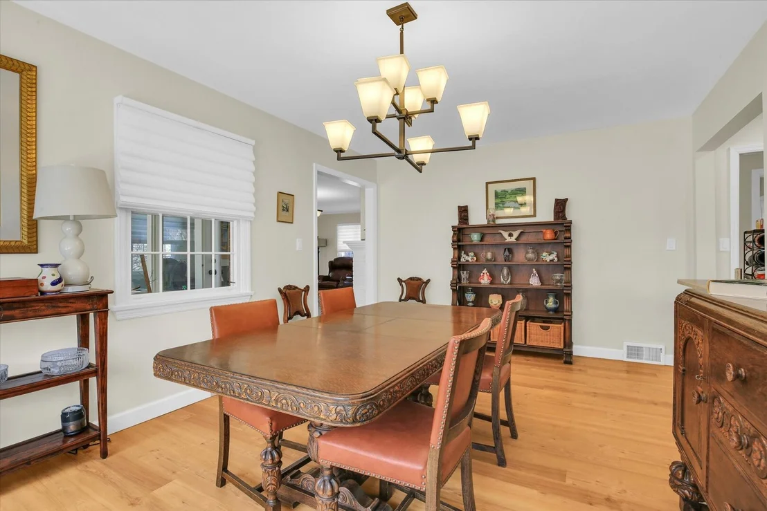 Photo of 701 Hamilton Drive