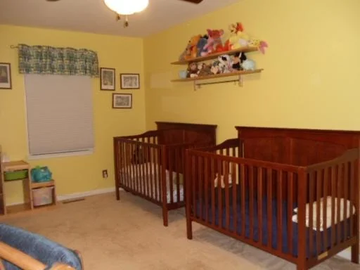 Photo of 602 W Surrey Lane