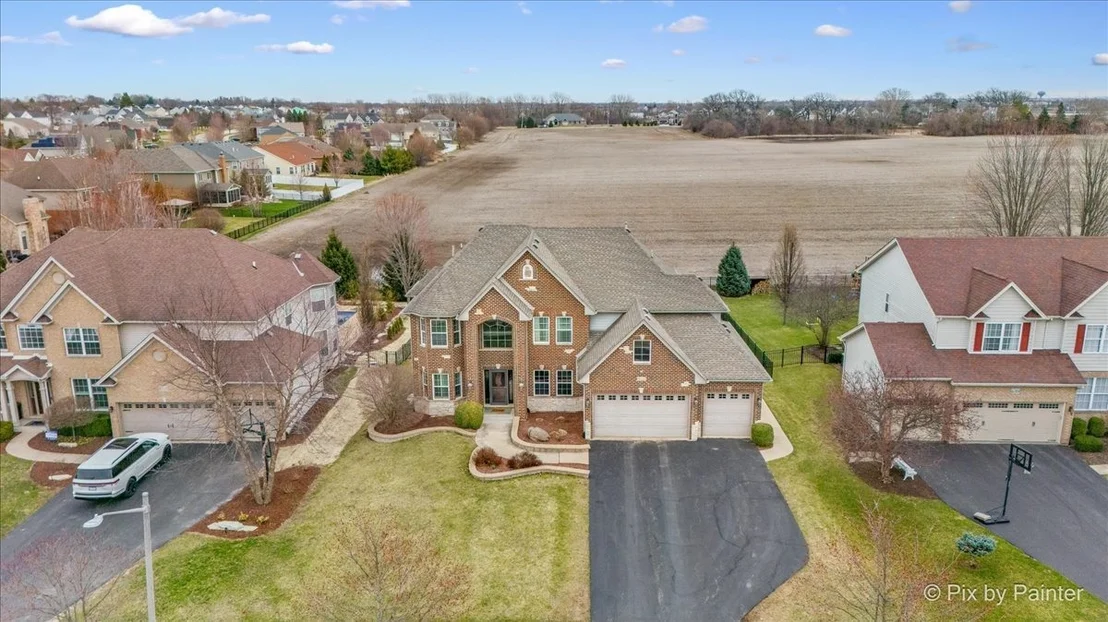 Photo of 647 Bennett Drive