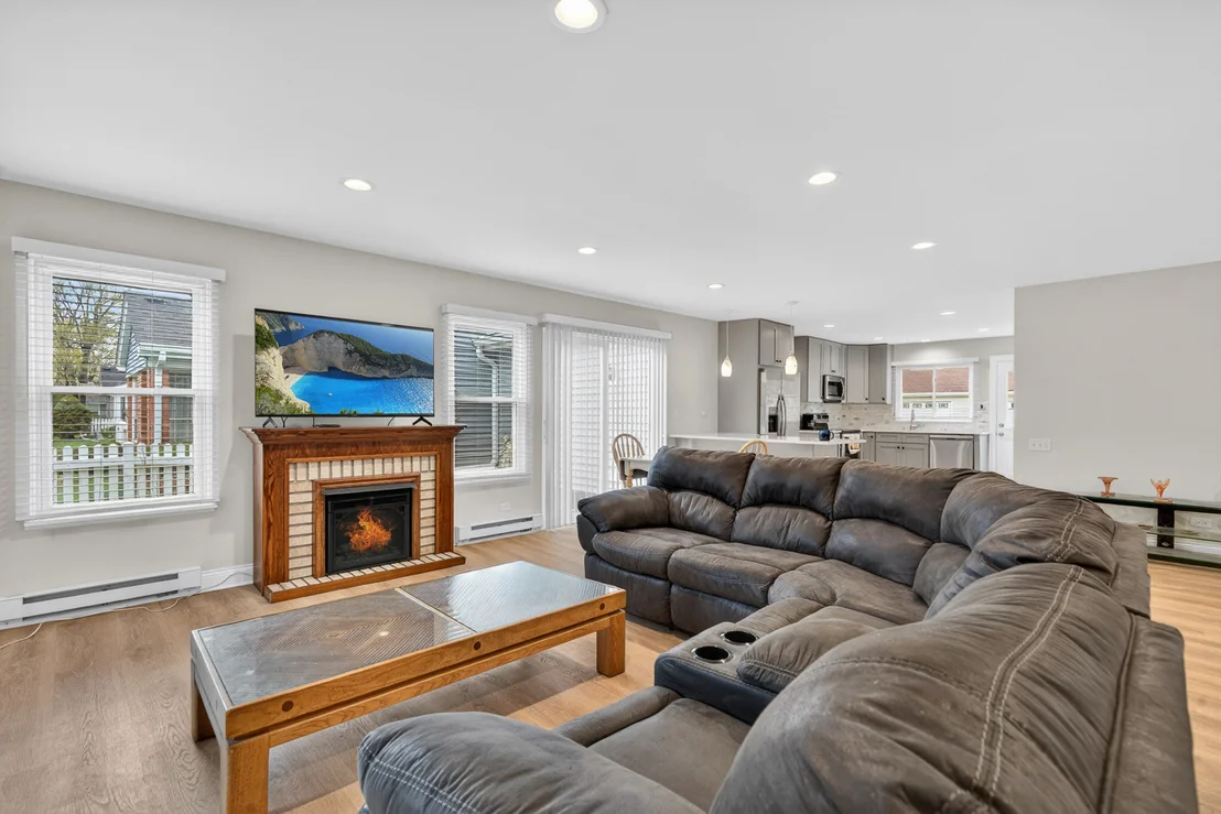 Photo of 7225 Oxford Circle