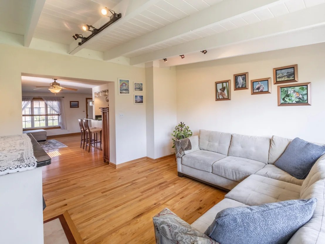 Photo of 5477 N Octavia Avenue
