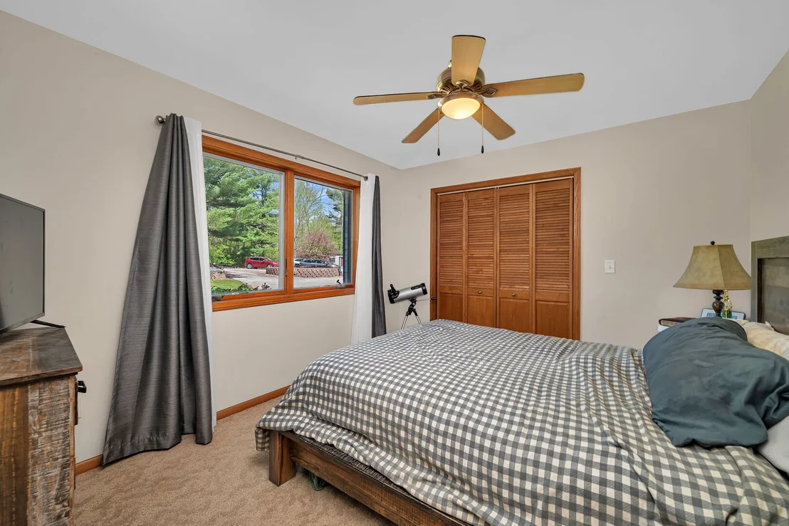 Photo of 4595 Shady Lane