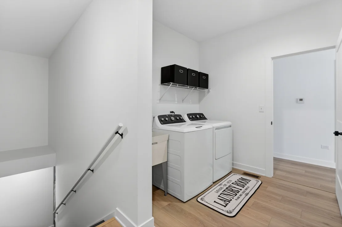 Photo of 2059 Isabella Lane