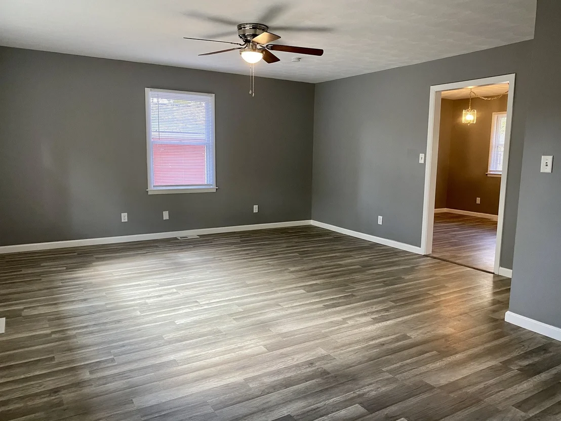 Photo of 301 W Main Street