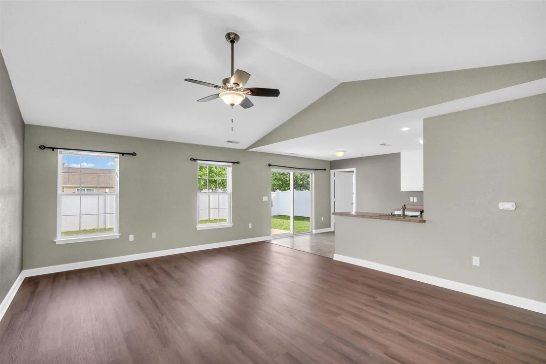 Photo of 702 Newton Drive