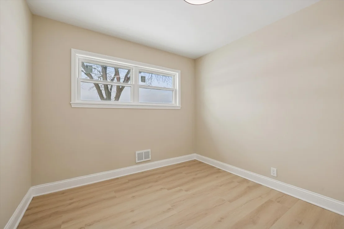 Photo of 519 N Forest Avenue