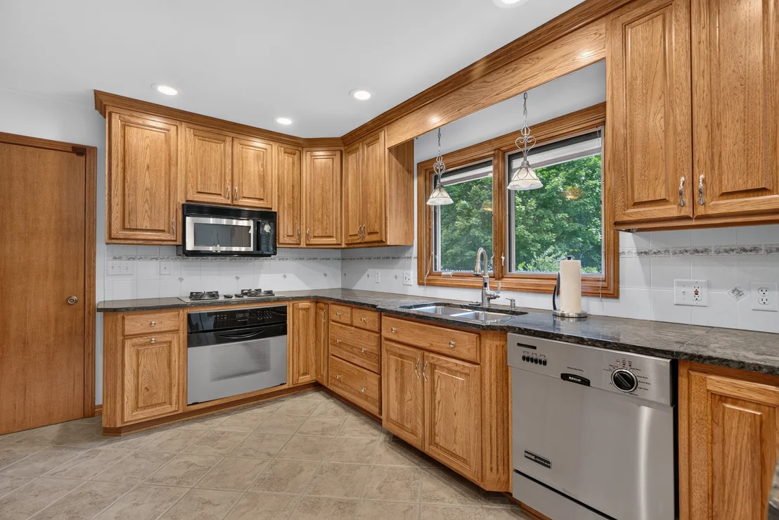 Photo of 5 N Acres Drive