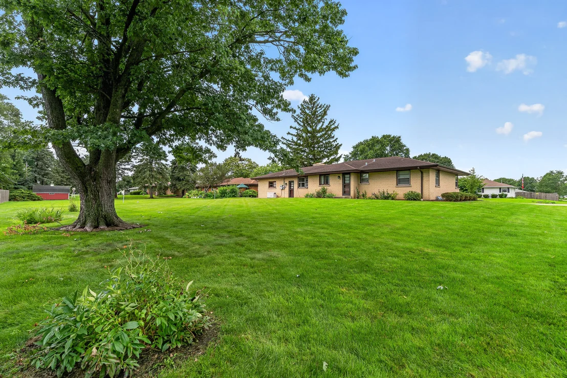 Photo of 3300 Pinecrest Drive