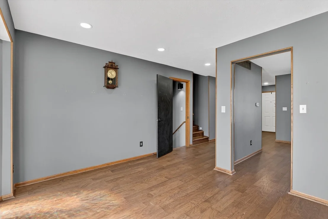 Photo of 2683 Bluffside Drive