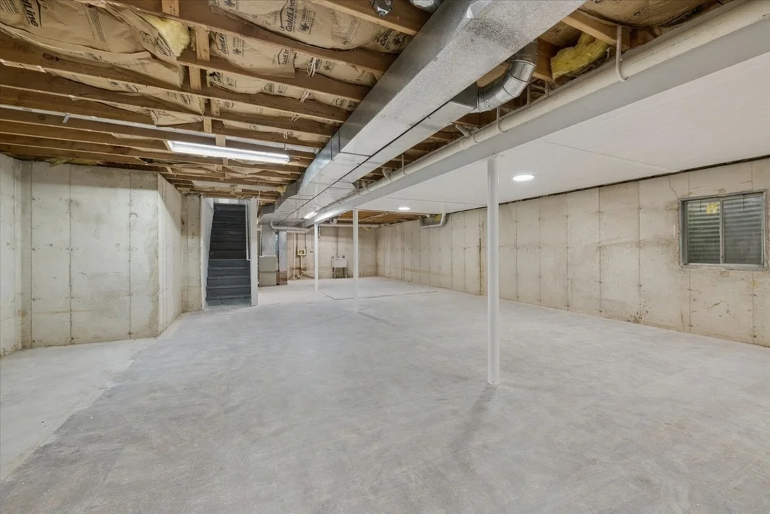 Photo of 415 Juniper Drive
