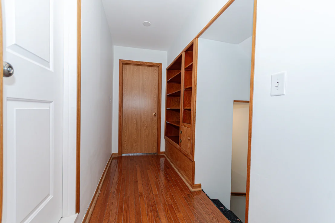 Photo of 5253 W Wrightwood Avenue