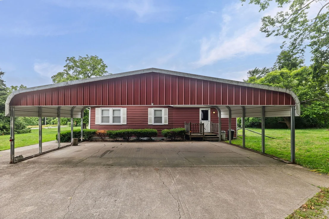 Photo of 23679 N Carpenter Lane