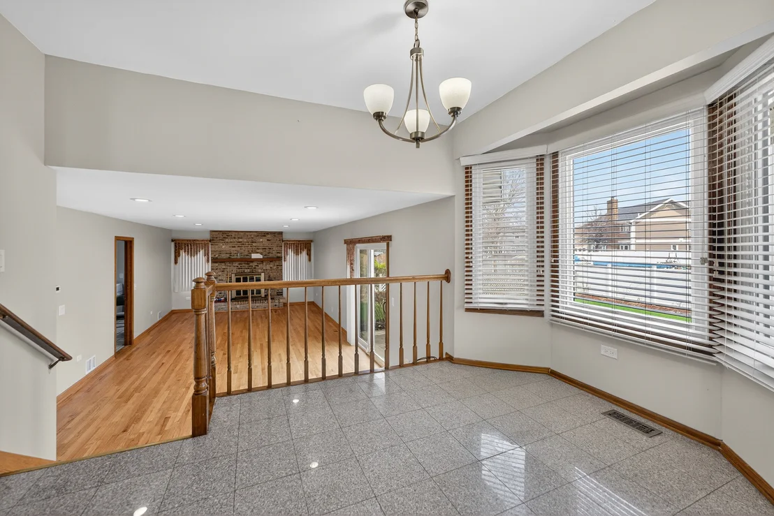 Photo of 1281 Scarlet Drive
