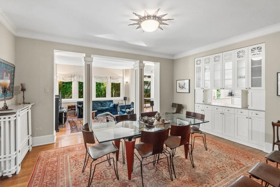 Photo of 770 Sheridan Road