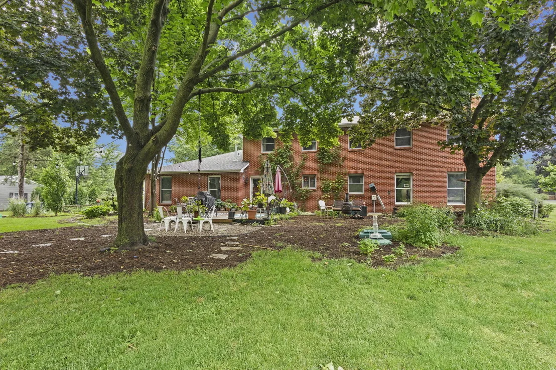 Photo of 4N802 Chaffield Drive