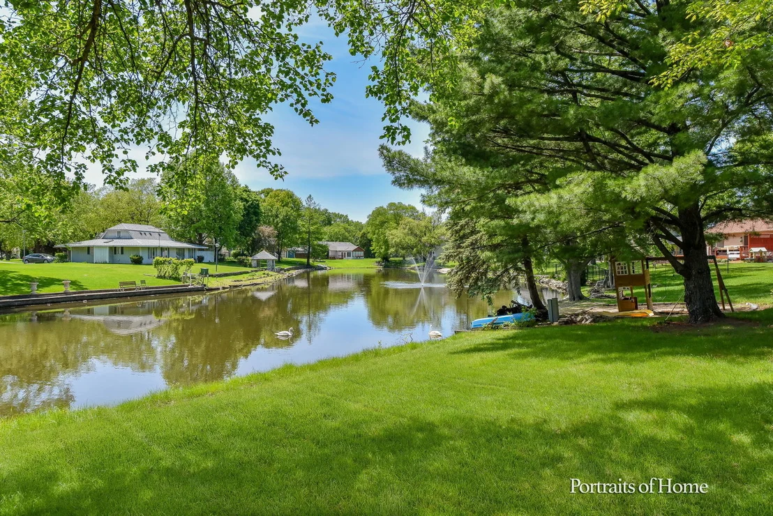 Photo of 40 Cayman Drive