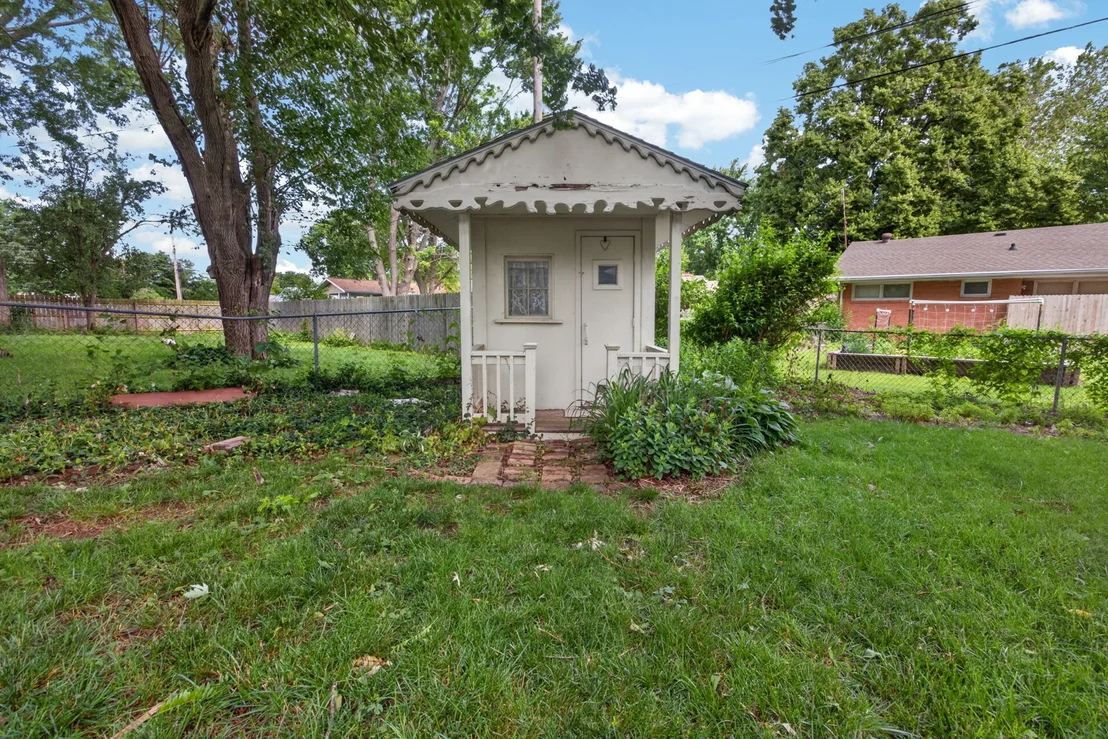 Photo of 302 Belview Avenue