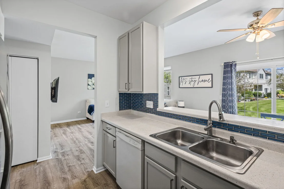 Photo of 1104 Colonial Drive
