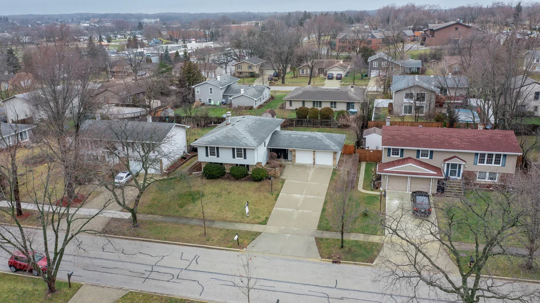 Photo of 205 Edgebrook Drive