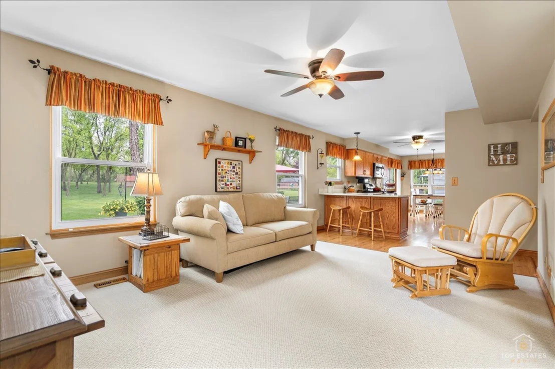 Photo of 312 Greenview Drive