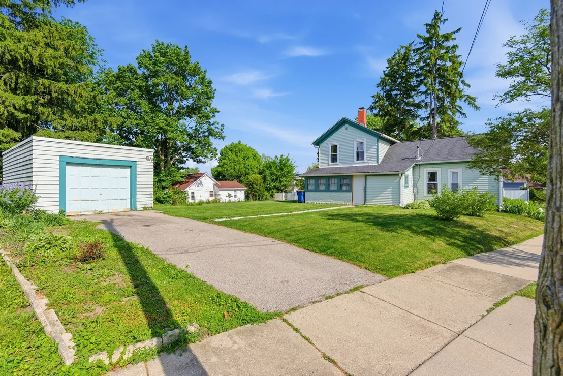 Photo of 327 Silver Street
