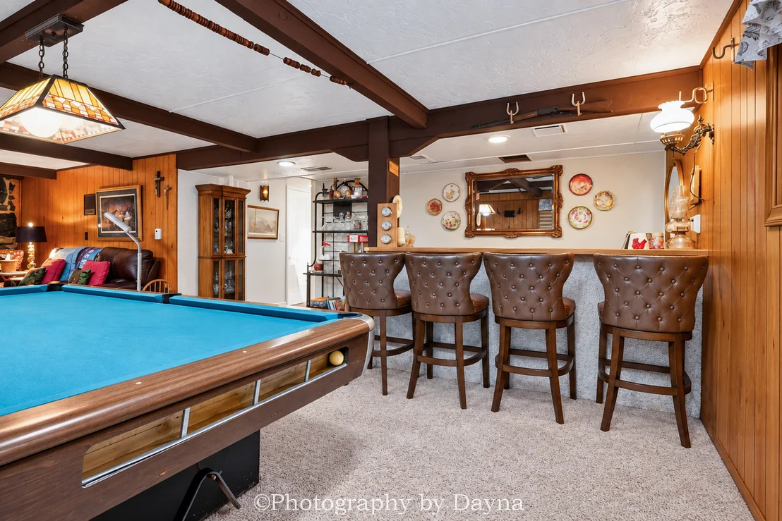 Photo of 2833 River Road
