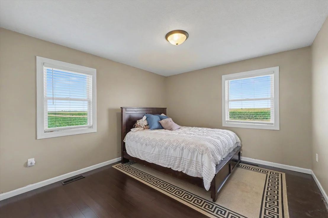 Photo of 2499 County Road 2600