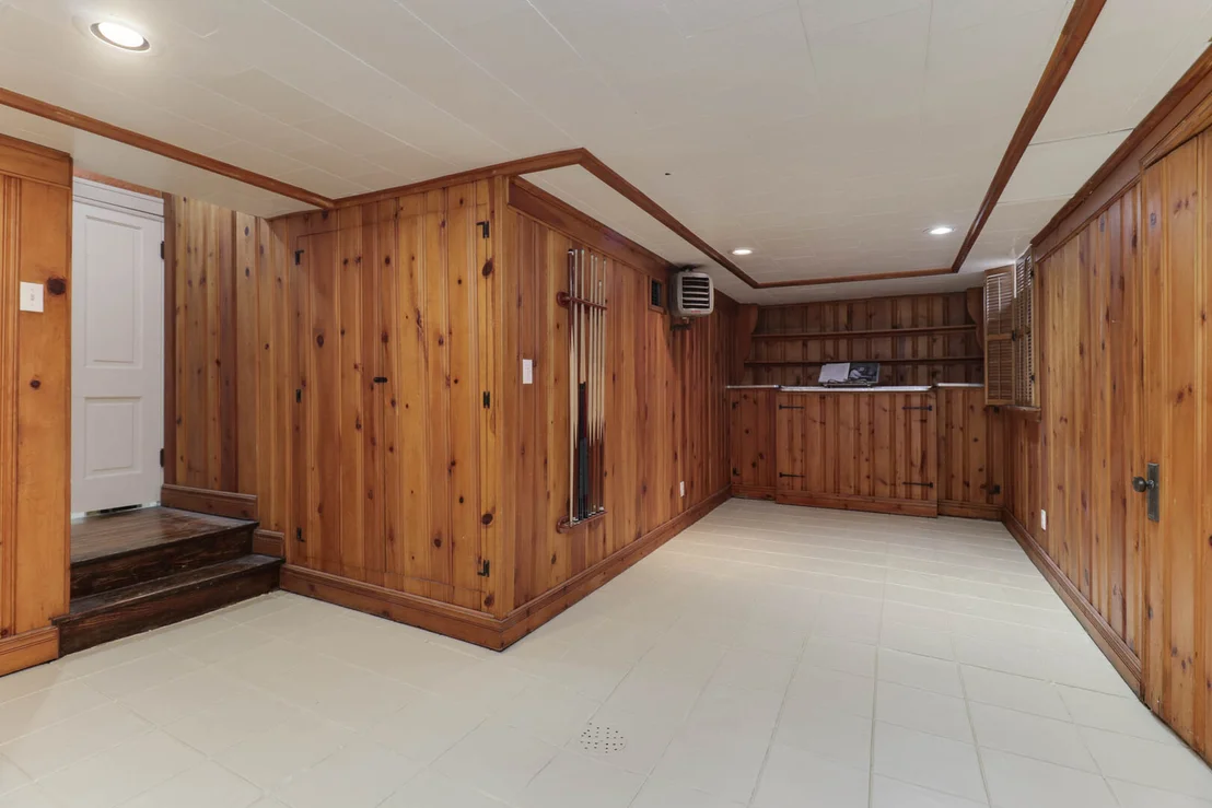 Photo of 1202 Elmwood Road