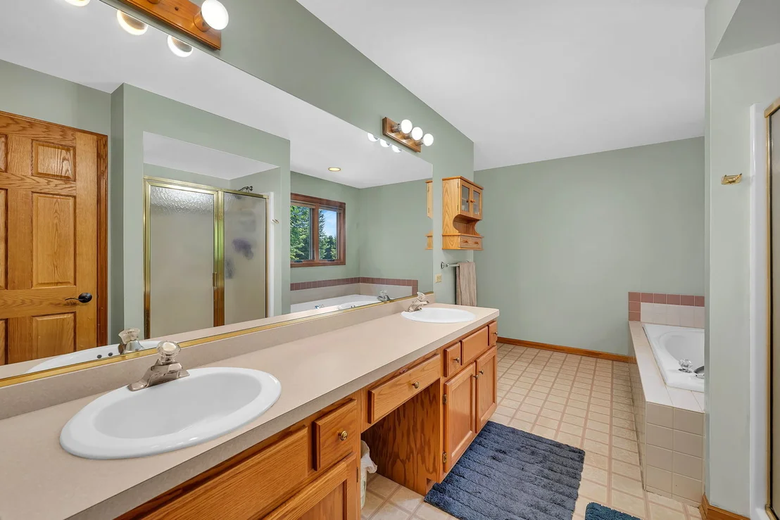 Photo of 24221 Brown Lane