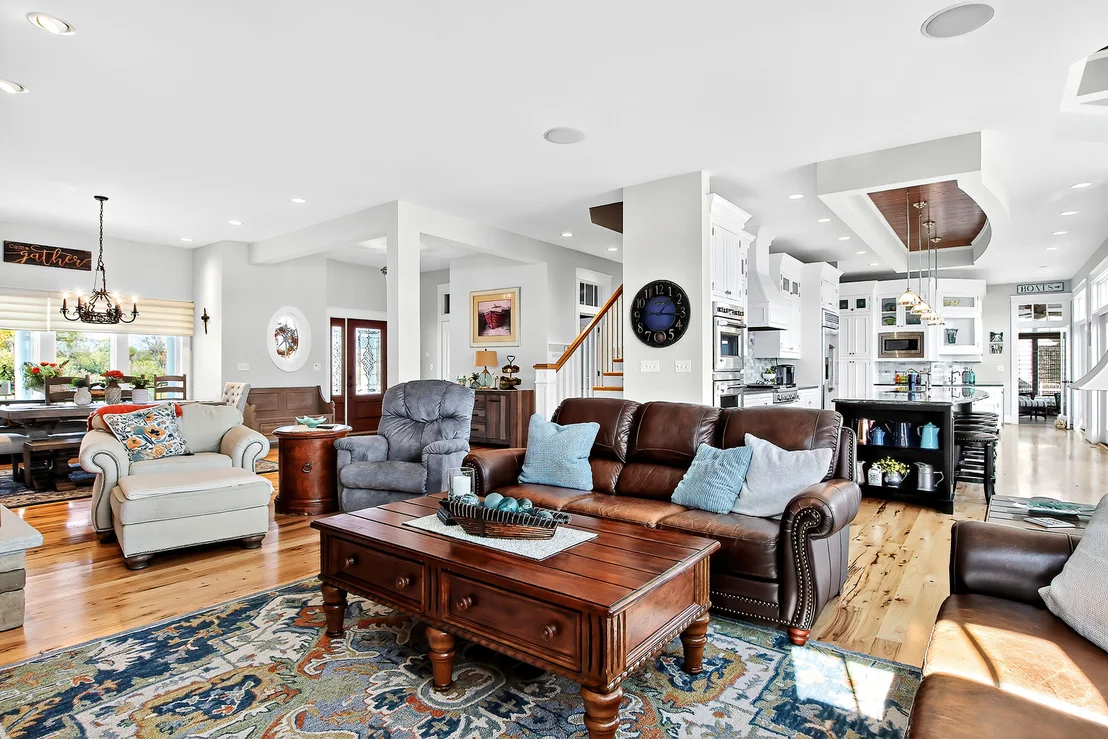 Photo of 820 Peninsula Drive