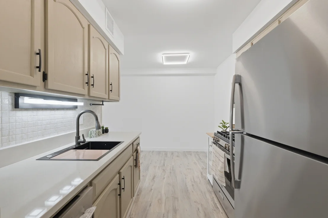 Photo of Unit 112 at 1500 Robin Circle