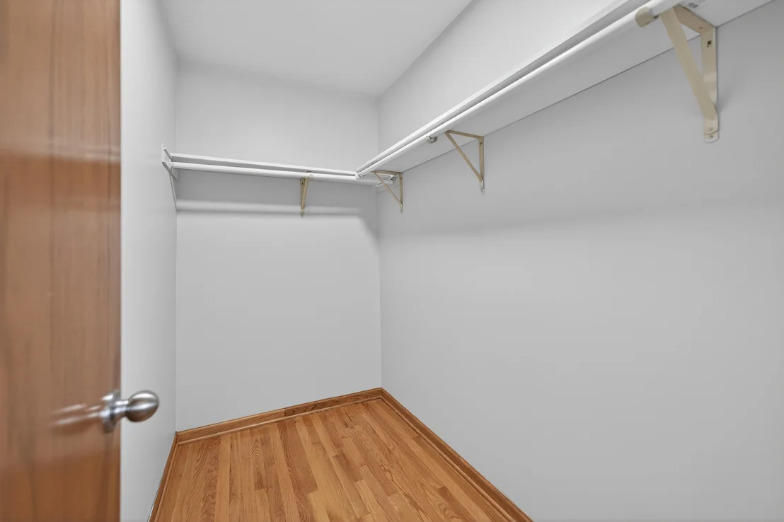 Photo of 1281 Scarlet Drive