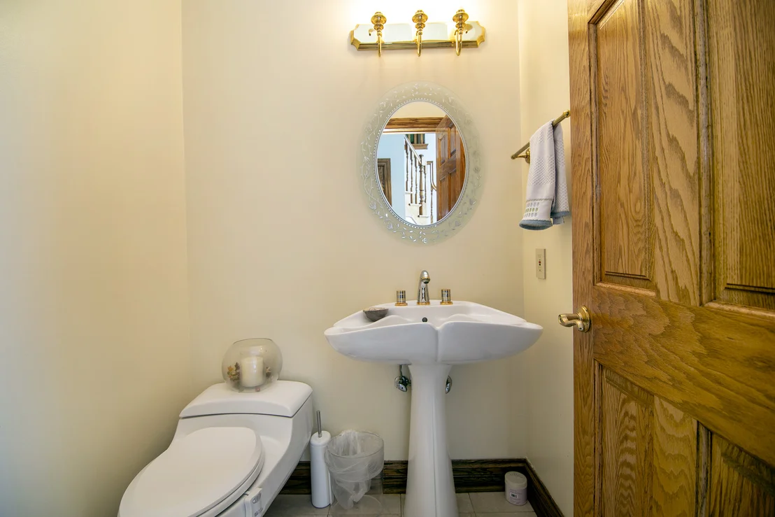 Photo of 284 Barrington Lane