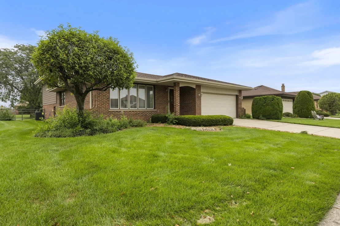 Photo of 8124 167th Place