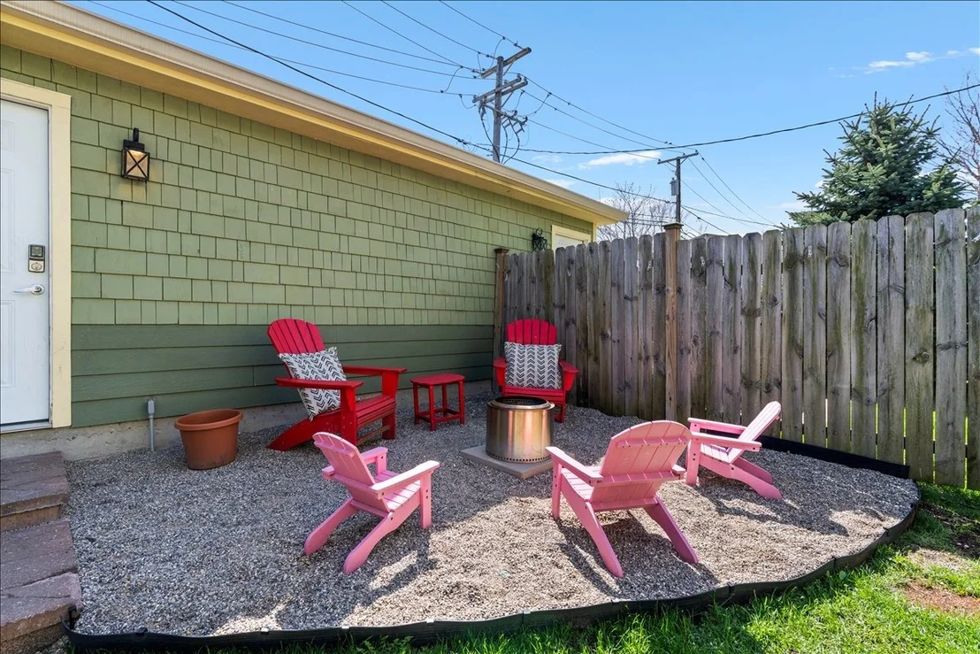 Photo of 1941 Wesley Avenue