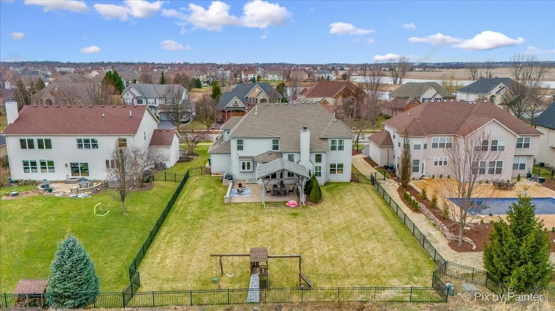 Photo of 647 Bennett Drive